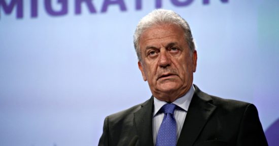 Αβραμόπουλος: Μετανάστευση και ασφάλεια οι δύο βασικές προκλήσεις για την Ε.Ε.