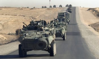 Ο Καναδάς ψάχνει τρόπο να ακυρώσει μια σύμβαση πώλησης όπλων στη Σαουδική Αραβία