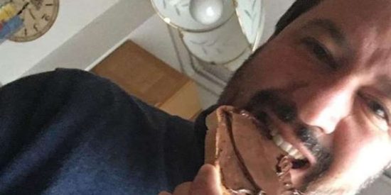 Διχάζει το… πρωινό του Σαλβίνι λίγο μετά τον σεισμό στην Κατάνη