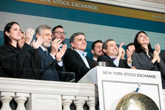 Στη Νέα Υόρκη προς άγραν επενδυτών ο Τσακαλώτος