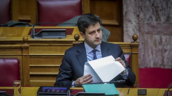 Χουλιαράκης: «Κοντά στο 1 δισ. ευρώ» οι ληξιπρόθεσμες οφειλές του Δημοσίου σε ιδιώτες