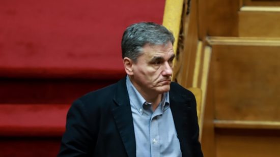 Τσακαλώτος: Τα λαϊκά εισοδήματα έχουν αύξηση