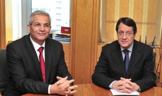 «Χοντραίνει» η κόντρα Αναστασιάδη- Κυπριανού στην Κύπρο