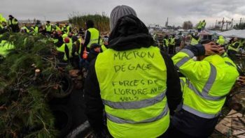 Γαλλία: Νέο τροχαίο με νεκρό σε μπλόκο των «κίτρινων γιλέκων»