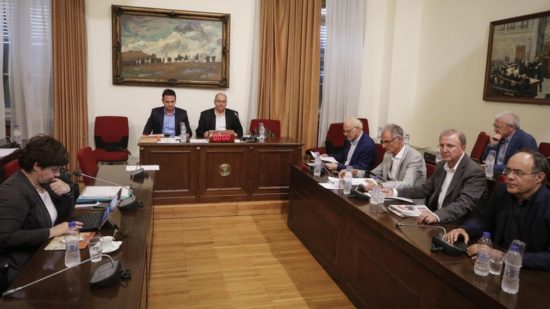 Πολιτική θύελλα για το ΚΕΕΛΠΝΟ: Στο στόχαστρο της κυβέρνησης ο Γεωργιάδης