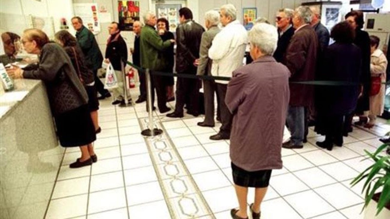 Ένας στους 10 εκτός μερίσματος από λάθη του ΥΠΟΙΚ