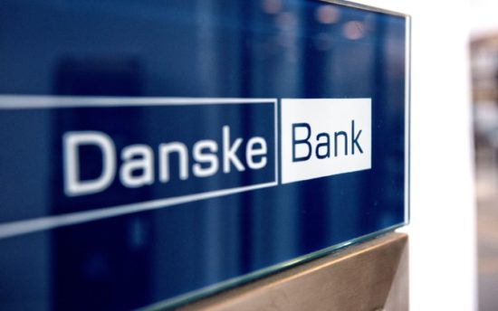 Danske Bank: Προειδοποίηση για τα ετήσια κέρδη μετά το σκάνδαλο για ξέπλυμα