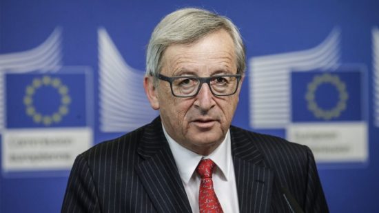 Γιούνκερ: Πρέπει να γίνουν ακόμα πολλά στην Ελλάδα