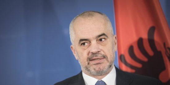 Αλβανία: Ανασχηματισμός-σκούπα από τον Ράμα – Αντικατέστησε τους μισούς υπουργούς