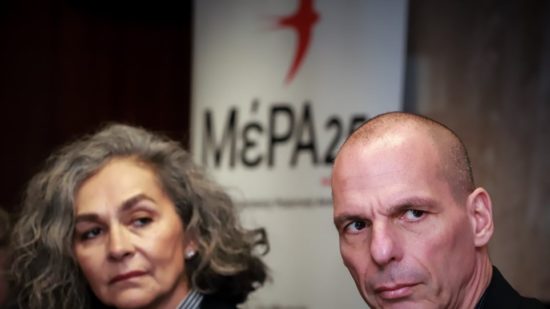 Στο ευρωψηφοδέλτιο του Βαρουφάκη η Σοφία Σακοράφα