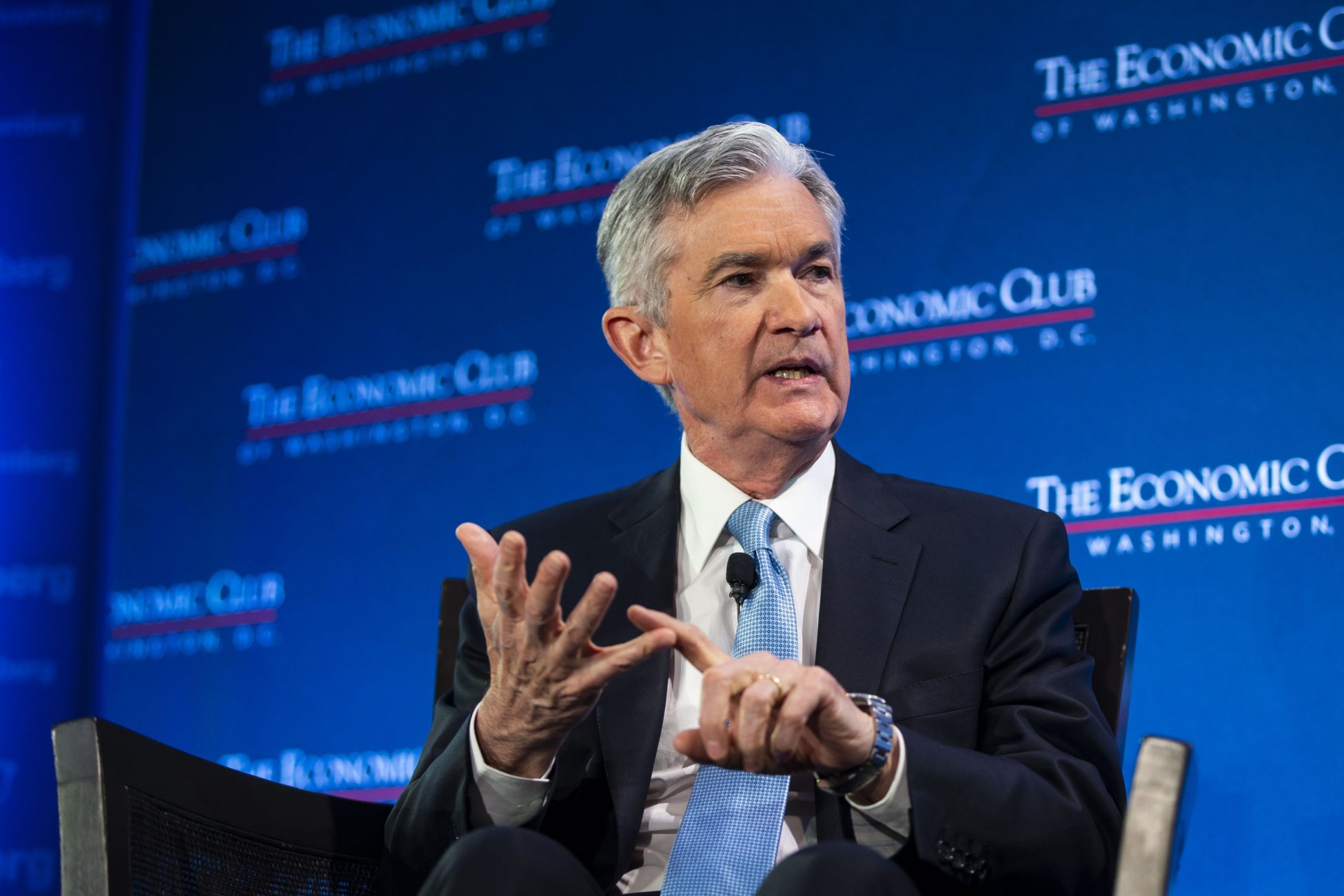 Πάουελ: Η Fed θα δείξει υπομονή για τα επιτόκια