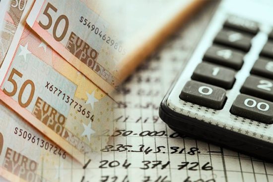 Το μαρτύριο της σταγόνας με τα ληξιπρόθεσμα του Δημοσίου