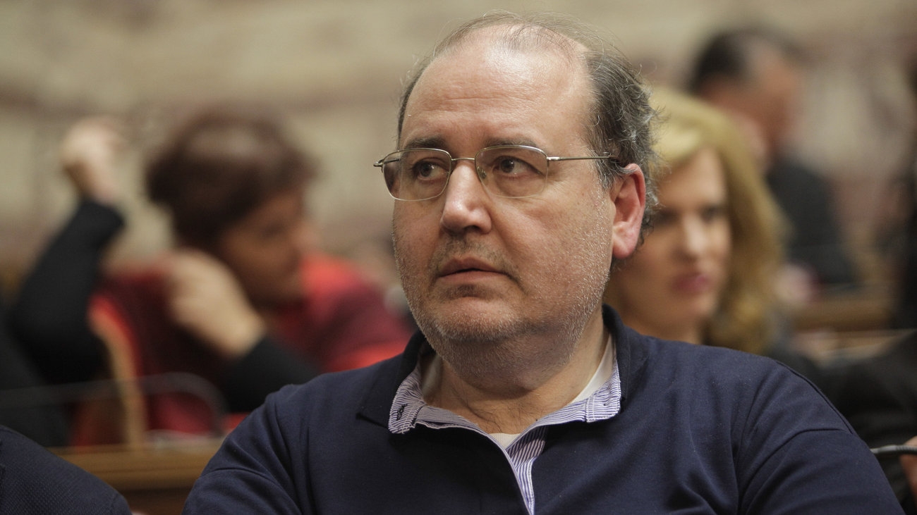 Φίλης: Δεν κινδυνεύει η Συμφωνία των Πρεσπών – Η κυβέρνηση διαθέτει τη δεδηλωμένη