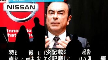 Αθώος δηλώνει ο αποπεμφθείς πρόεδρος της Nissan