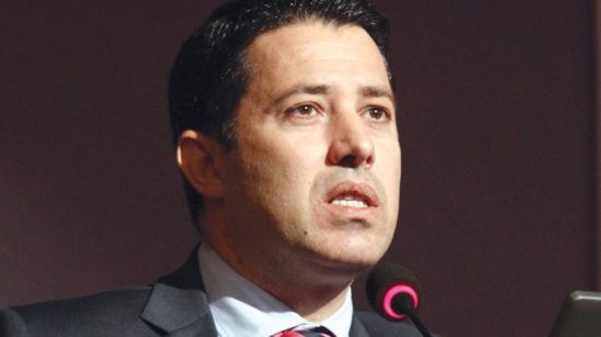 Υπόθεση Novartis: «Ψάχνουν» για ξέπλυμα χρήματος τον Μανιαδάκη