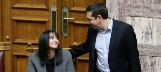 Κουντουρά: Στηρίζω ξεκάθαρα την κυβέρνηση