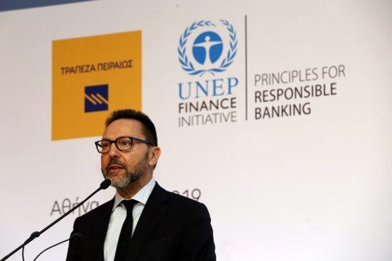 Στουρνάρας: Πρέπει να προχωρήσουν τα σχέδια για τα «κόκκινα» δάνεια