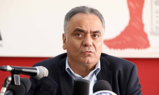 Σκουρλέτης: «Ο ΣΥΡΙΖΑ εκφράζει τη στήριξη και την αλληλεγγύη του στον Μαδούρο»