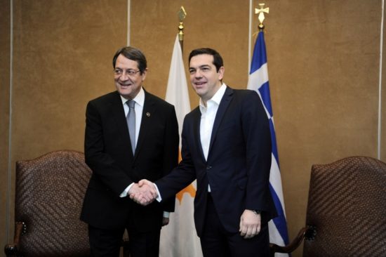 Συνάντηση Τσίπρα – Αναστασιάδη στη Λευκωσία