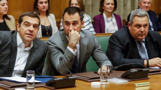 Εισηγήσεις στον Τσίπρα να δείξει την πόρτα εξόδου στον Καμμένο