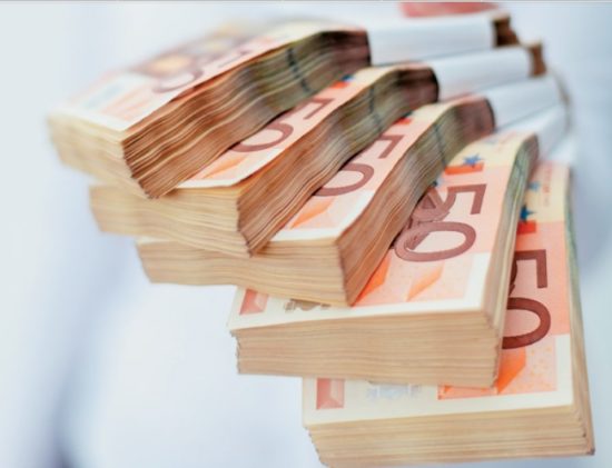 Στις πλάτες μας φόροι ύψους 4 δισ. ευρώ μέσα στον Ιανουάριο