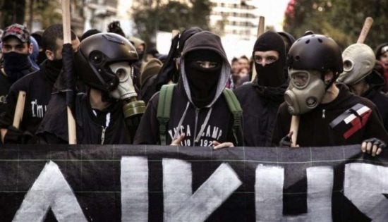 Ρουβίκωνας: Απαιτούμε να μην διώκονται άσχετοι για δικές μας επιθέσεις