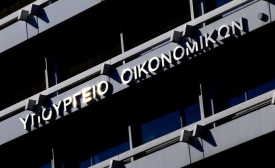 «Lost in space» Επενδύσεις και πλεονάσματα