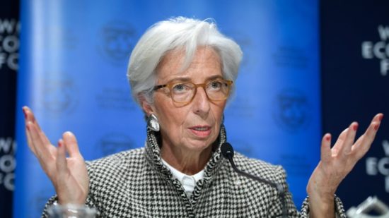 H Λαγκάρντ προειδοποιεί τις χώρες να μην στηρίζονται υπερβολικά στη νομισματική πολιτική