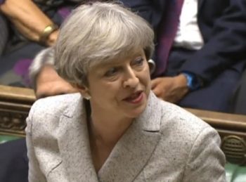 Η Τερέζα Μέι ενημέρωσε τις Βρυξέλλες για τις εξελίξεις στο Brexit