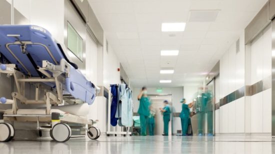 Χωρίς εμβόλια για τη γρίπη τα φαρμακεία – Οι ασθενείς πληρώνουν για τα τεστ