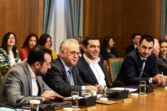 «Προχωράμε» από Τσίπρα με κάλυψη Πολάκη – 14,5% πίσω από τη ΝΔ σε δημοσκόπηση