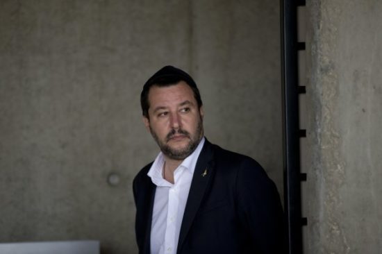 Ιταλία: H Γερουσία εξετάζει αίτημα για για παραπομπή σε δίκη του Ματέο Σαλβίνι
