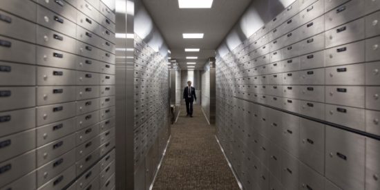 «Φακέλωμα» από την Εφορία για όσους τηρούν τραπεζικές θυρίδες