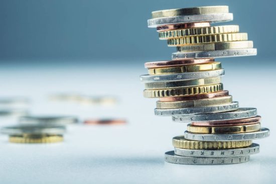 Die Welt για την έκδοση 5ετούς: «Το ακριβό ελληνικό θαύμα»