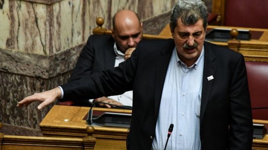 Οργή κατά Πολάκη για το «δεν είναι καταστροφή» και τους 39 νεκρούς της γρίπης