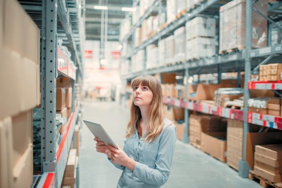 Πλήγμα για τις πολύ μικρές επιχειρήσεις η αύξηση του κατώτατου μισθού