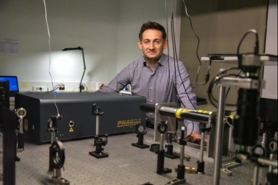 Biomimetic/ Ερευνητική ομάδα του ΙΤΕ Κρήτης: Οθόνες και γυαλιά νιας γενιάς με έμπνευση τον… τζίτζικα!