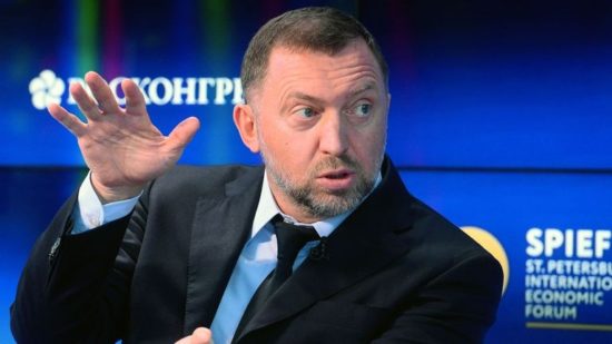 O Ρώσος ολιγάρχης Deripaska κηρύσσει τον πόλεμο στις ΗΠΑ