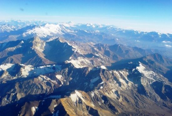 Τέσσερις τουρίστες αγνοούνται σε οροσειρά των Άνδεων