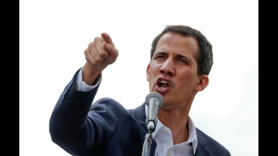 ΕΕ προς Μαδούρο: Η σύλληψη του Γκουαϊδό θα προκαλούσε μείζονα κλιμάκωση της έντασης