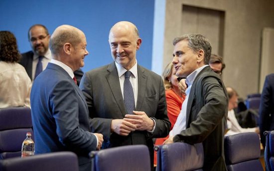 Προεκλογικό πόκερ της κυβέρνησης για τον νέο νόμο Κατσέλη