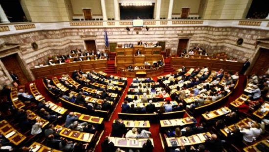 Συνταγματική Αναθεώρηση: Αποσυνδέεται η πρόωρη διάλυση της Βουλής από την αδυναμία εκλογής Προέδρου