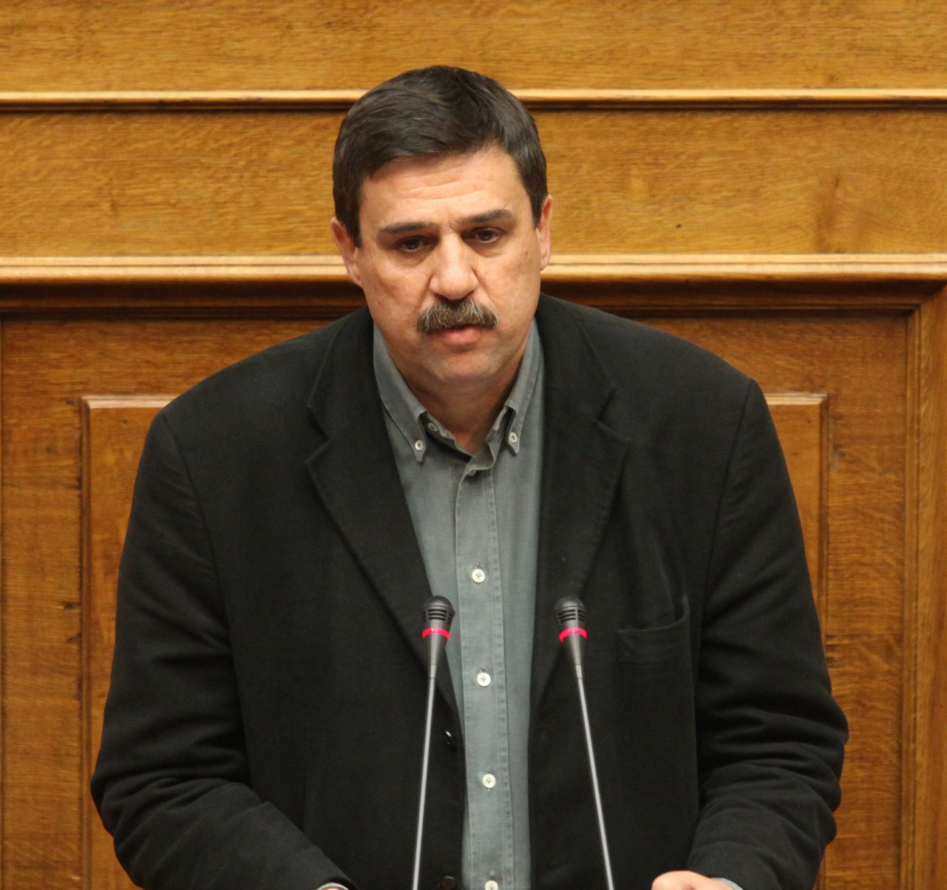 Ξανθός: Eμείς δεν έχουμε συμβούλους που είχαν σχέση με τη φαρμακοβιομηχανία