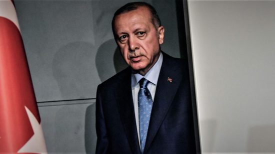 Μετρά δυνάμεις ο Ερντογάν μετά την ήττα στο «δημοψήφισμα» των δημοτικών εκλογών