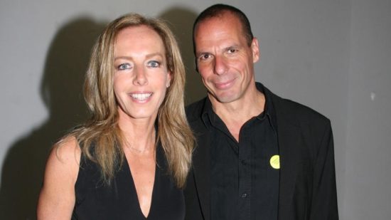 Τι αποκάλυψε η Δανάη Στράτου για άγνωστες απειλές κατά της οικογένειας Βαρουφάκη