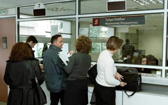 Μόλις 1 στους 4 οφειλέτες ασφαλιστικών ταμείων σε ρύθμιση συνεχίζει να την εξυπηρετεί