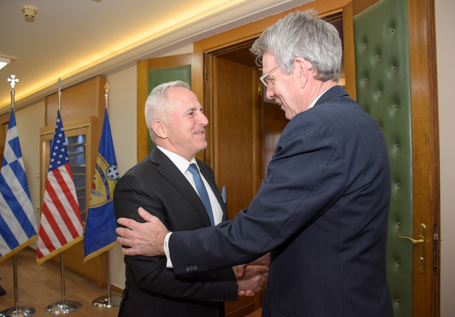 Αποστολάκης: Θα εξετάσουμε την αγορά F-35 από τις ΗΠΑ