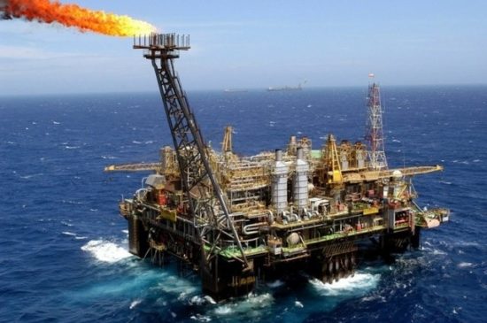 Πέφτουν οι υπογραφές με ΕΛΠΕ και Repsol για τα πετρέλαια