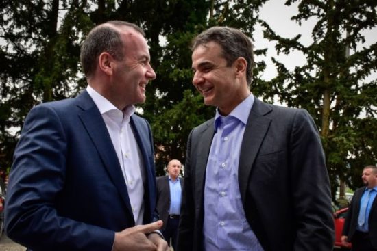 Μητσοτάκης – Βέμπερ: Ανάγκη να ανατρέψουμε τον λαϊκισμό