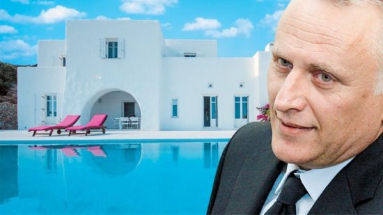 Ανάρπαστη η βίλα Ραγκούση στην Πάρο: Στα €12.500 το εβδομαδιαίο ενοίκιο!